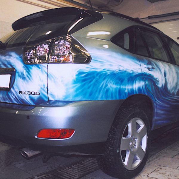 Аэрография на джипе Lexus - морские волны